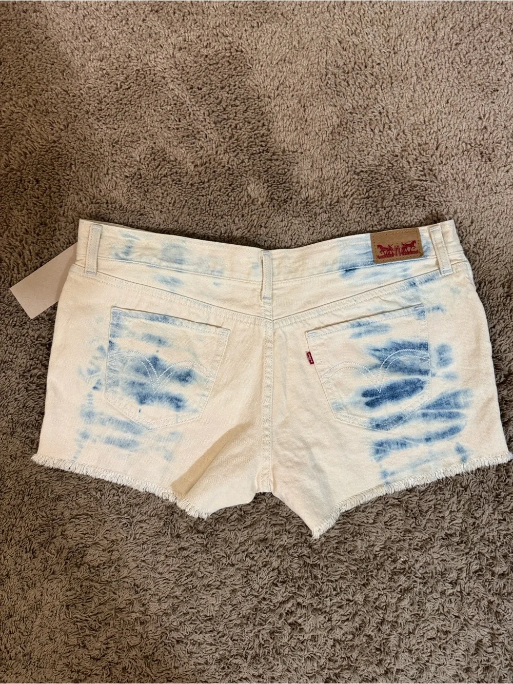 NWT Levi's Tie-Dye Blue Cream Denim Cutoffs Shorts Women's size 34